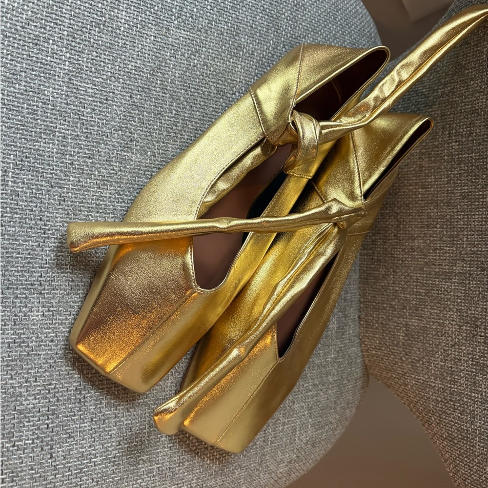 Amazon Gold Women's Flats